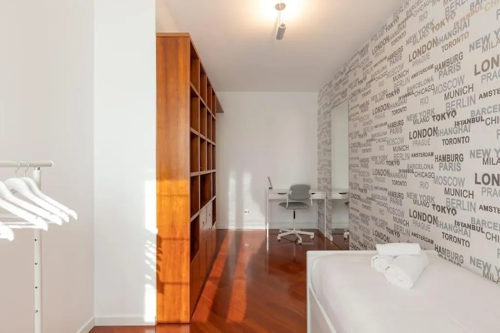 Wonderful 2Bedroom Flat Solari 7Th F - Mirable Pm Milan 0*,  Italy