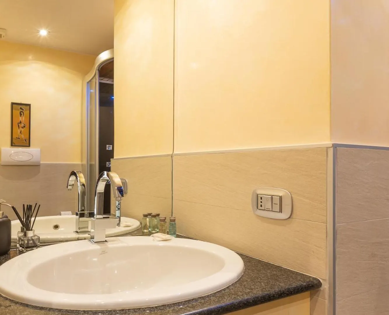 מילאנו Wonderful 2Bedroom Flat Solari 7Th F - Mirable Pm 0*,  איטליה