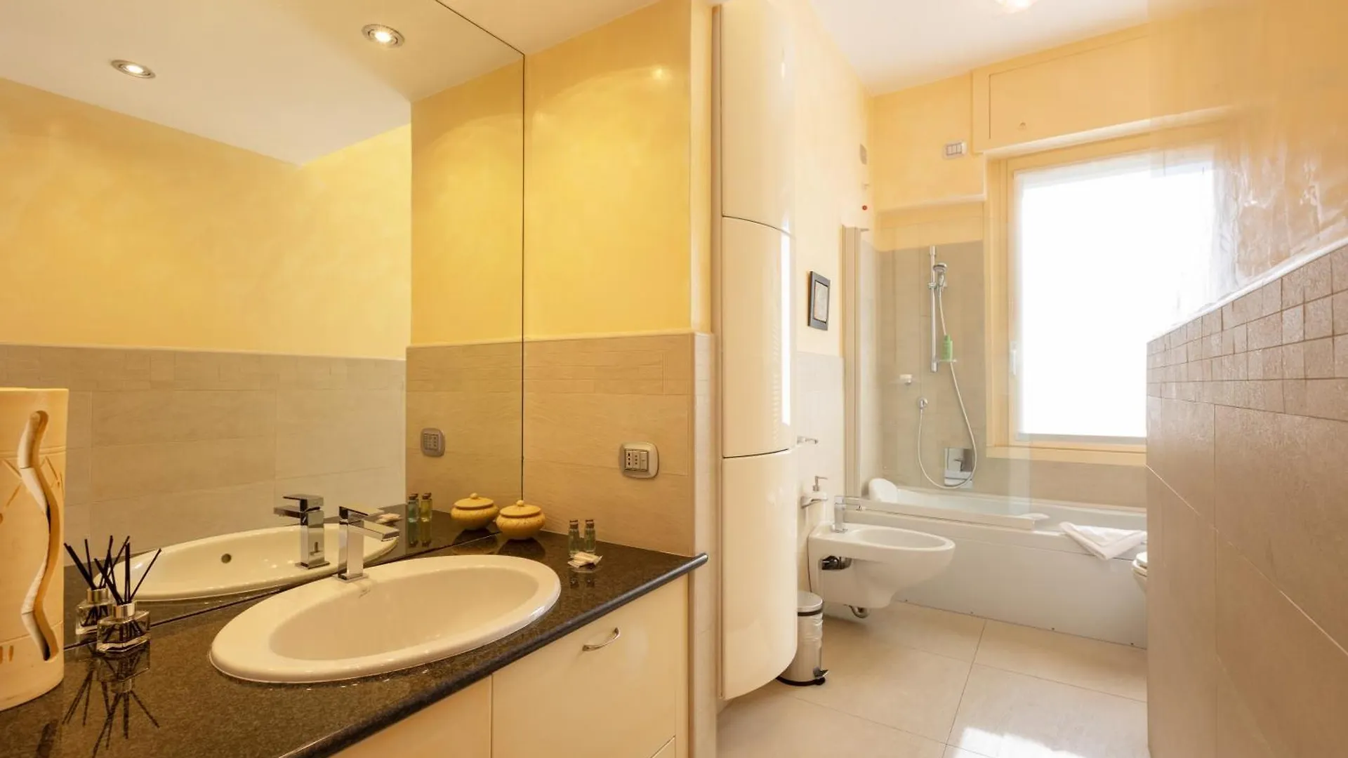 מילאנו Wonderful 2Bedroom Flat Solari 7Th F - Mirable Pm דירה