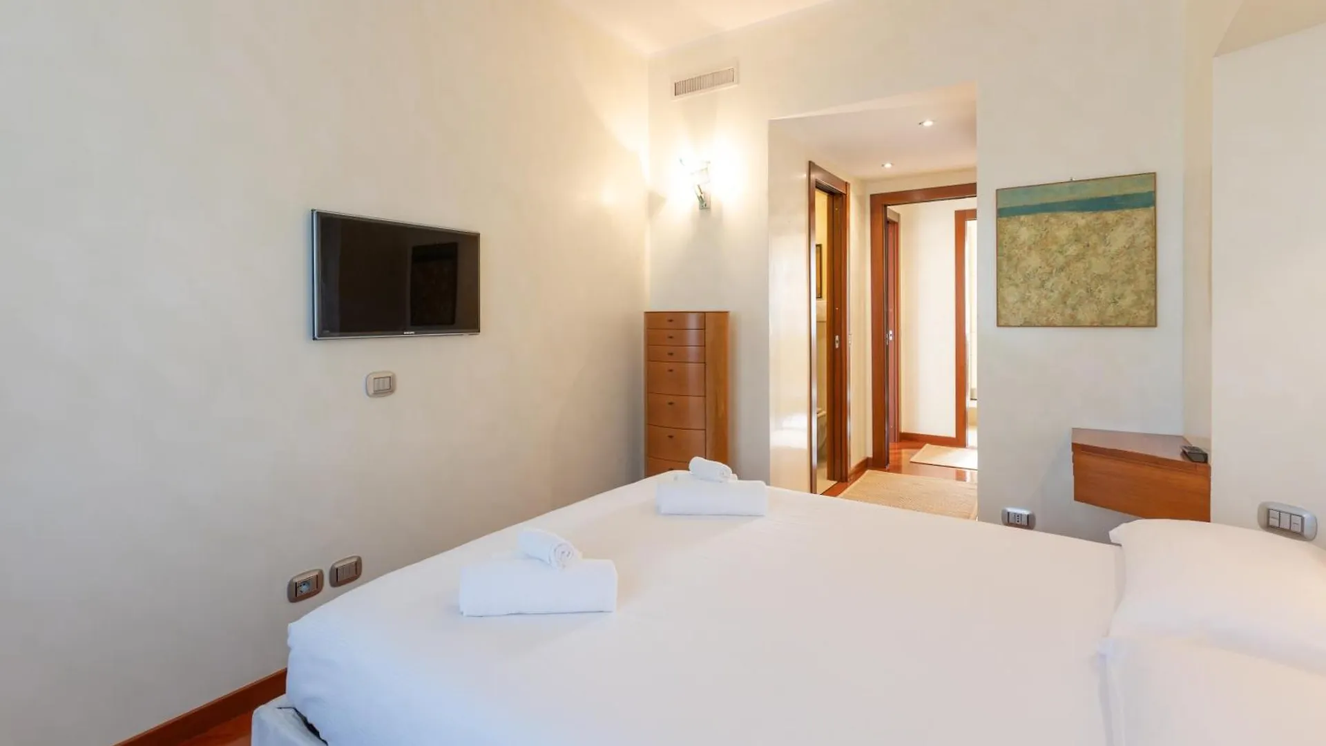 מילאנו Wonderful 2Bedroom Flat Solari 7Th F - Mirable Pm דירה